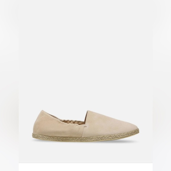 VINCE. NWOT size 8.5 Meryl Round Toe Slip On Suede Espadrille - Picture 3 of 5